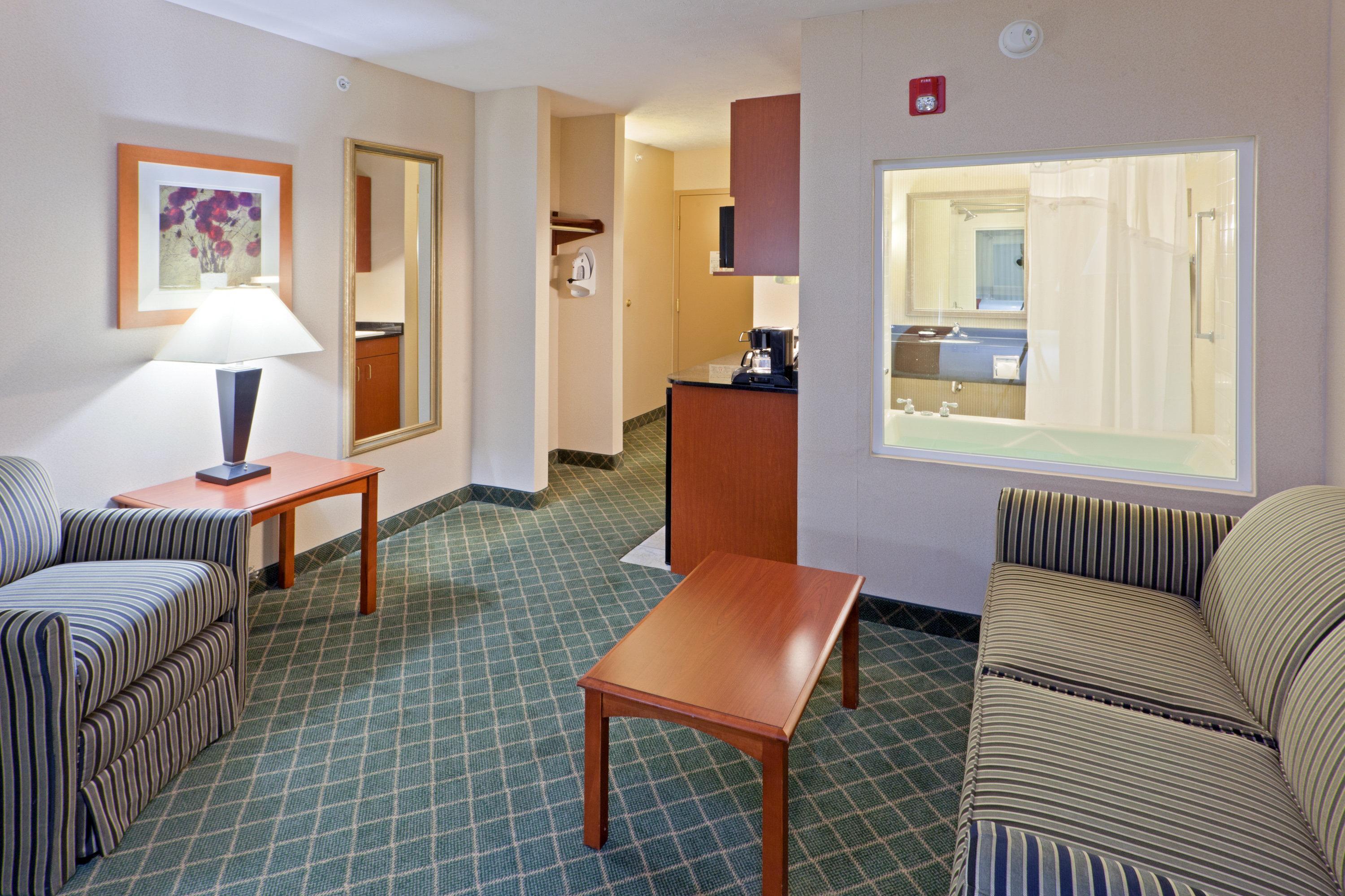 Holiday Inn Express Hotel & Suites Kent State University Rum bild